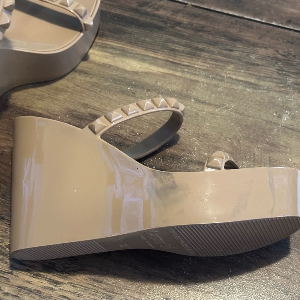 Stylish Studded Tan Wedge Sandals - Picture 8 of 10
